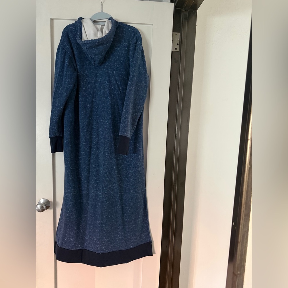 Alexander Del Rossa Long Fleece Pullover with Hood & Pocket - Picture 5 of 7